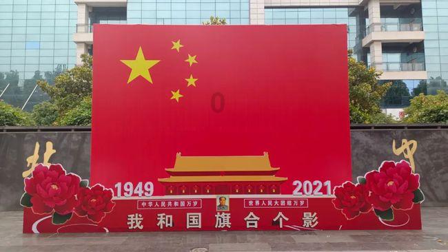 用2.7亿拍下国宝拒绝付款，法国人对他口诛笔伐，国人把他当英雄